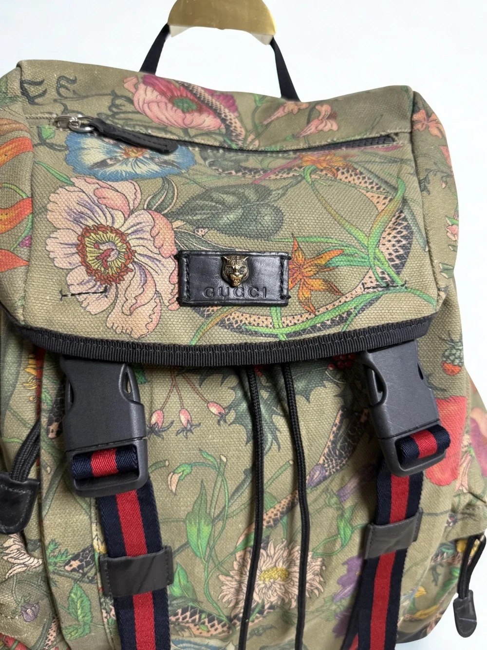 GUCCI – Flora Drawstring Backpack (Flora Techpack) – GG Canvas – Michele Era